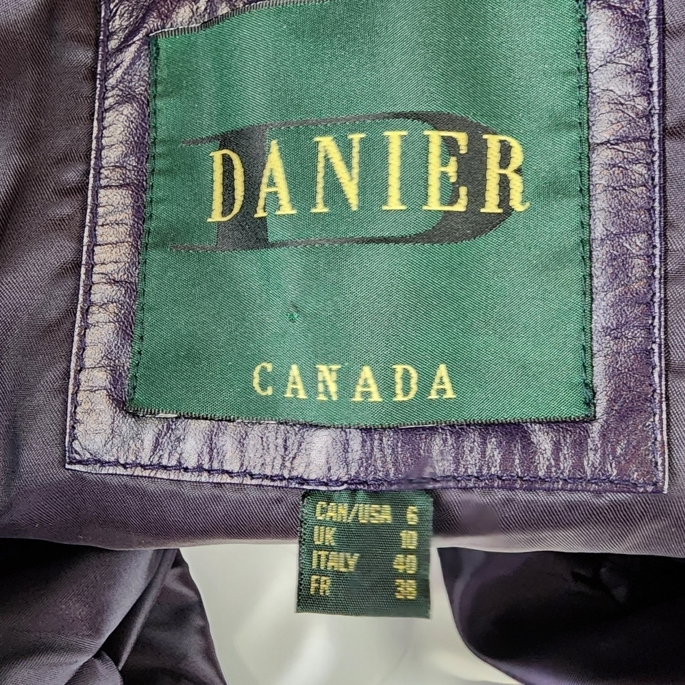 Vintage Danier Leather Button Front Trench Coat Dark Purple Size 6 Whimsigoth - Picture 2 of 16